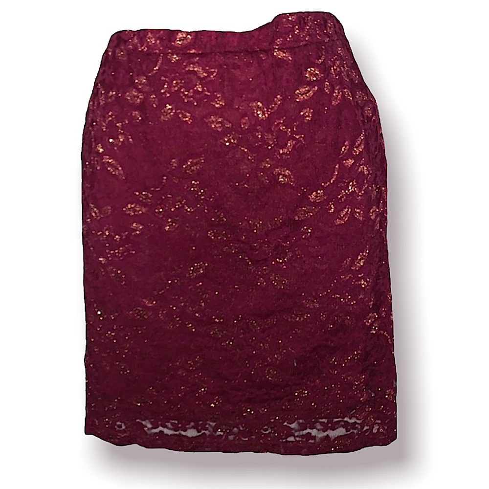 FOREVER 21 BURGUNDY LACE MINI SKIRT